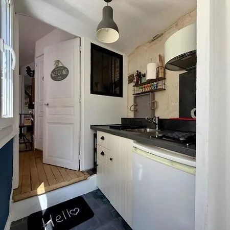 Coeur Du Vieux-tours - 2 Couchages - Climatise Apartment *